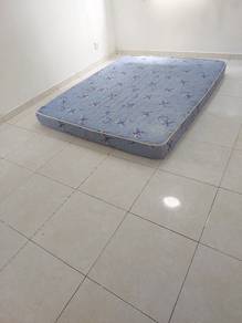 Room in Puchong, SGR