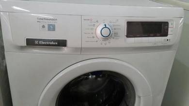 Electrolux Machine Washing Front Load 8kg Mesin