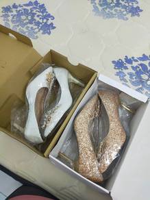 set kasut akad nikah dan sanding 