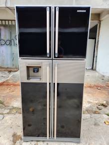 Hitachi 4 door fridge refrigerator water dispenser