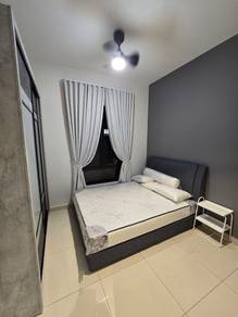 Townhouse Condo For Rent in Eco Horizon @ Camdon Collection