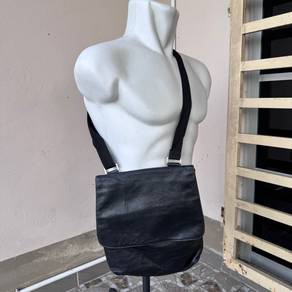 J. Bouchara leather crossbody messenger bag