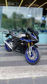 Yamaha R15