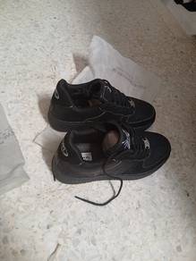 unisex fashion sneakers