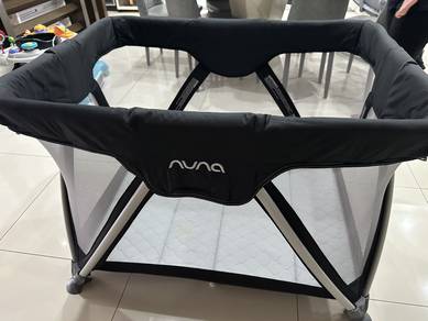 Nuna Sena Aire (black)