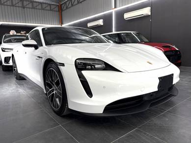 2023 Porsche Taycan -