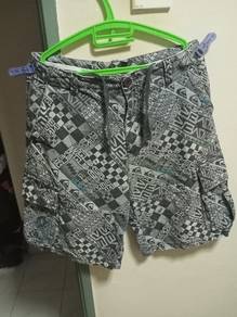 362.converse cargo short pants