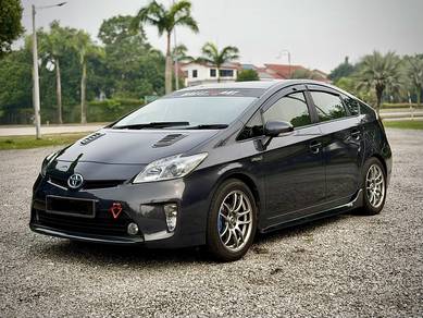 Toyota Prius (HYBRID) in Shah Alam, SGR