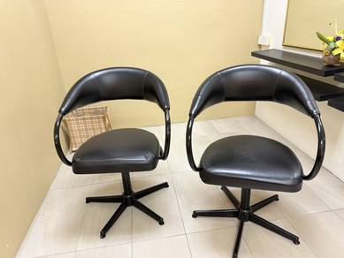 Salon Chair