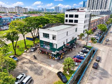 Retail space For Sale in Puchong,SGR