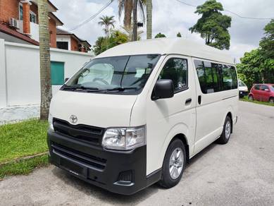 Toyota Hiace in Bandar Sungai Long, SGR