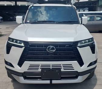 Lexus GX 550 LUXURY+ in Cheras, KUL