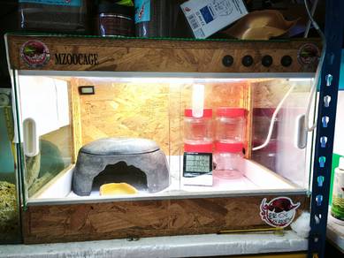 Reptile 🦎 enclosure box [ used ] full set