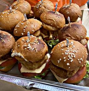 BBQ Chicken Sliders