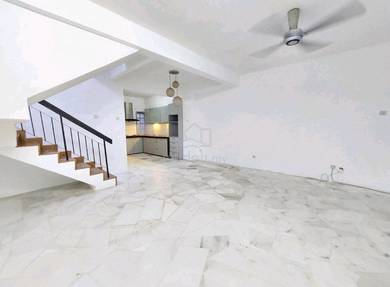 2-storey Terraced House For Sale in Seri Kembangan,SGR