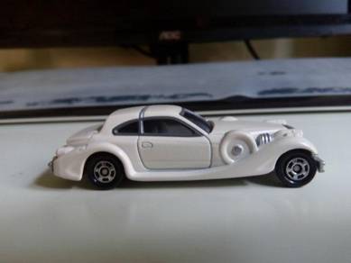 Tomica Mitsuoka