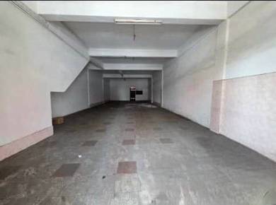 Shop lot For Sale in Banting,SGR