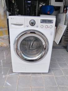 Front load hot washer LG dd inventer 13kg