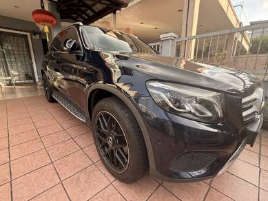 Mercedes Benz GLC200 200 (CKD) in Puchong, SGR