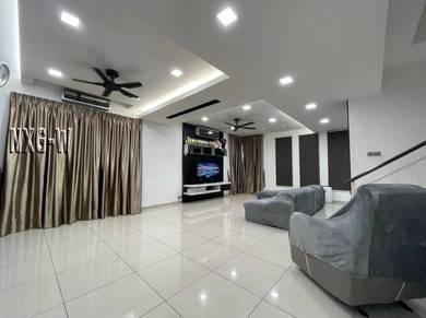 Semi-Detached House For Sale in Aman Perdana,SGR