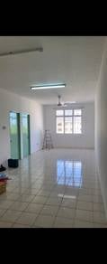 Apartment For Rent in Angkasa Apartment