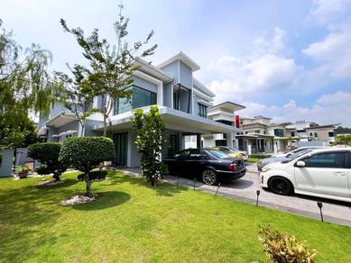 Bungalow House For Sale in Shah Alam,SGR