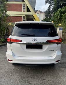 lampu belakang fortuner utk d jual