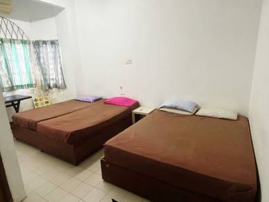 Room in Kota Bharu, KTN