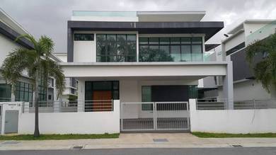 Bungalow House For Sale in Klang,SGR