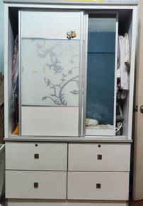 Lemari Pakaian Pintu Geser - Putih