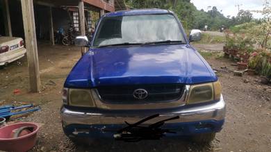 Toyota Hilux SR TURBO in Lahad Datu, SBH