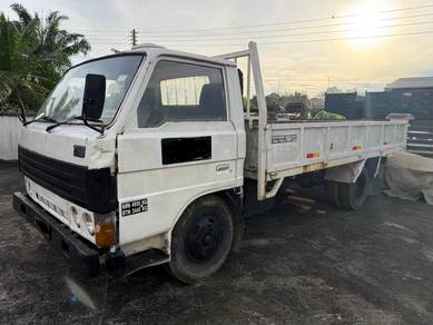 Mazda Lori t3500 cargo no dump