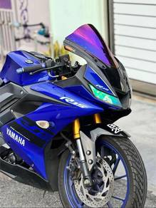 Yamaha R15