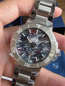 Oris Aquis Date *New