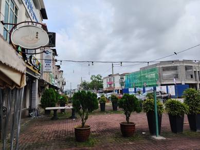 Shop lot For Rent in Batu Berendam,MLK