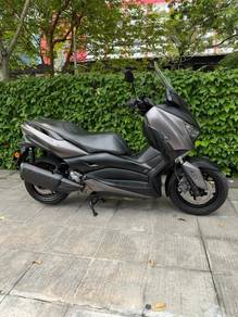 Yamaha XMAX
