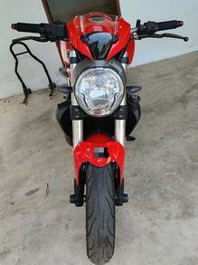 Ducati Monster 821