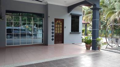 Aisyazafni Homestay