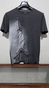 Old Navy Statue Liberty T-Shirt