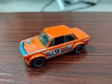 Hotwheels Orange BMW 2002
