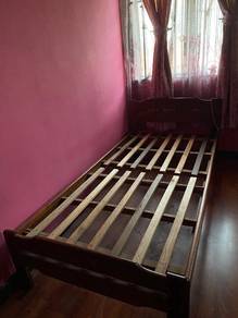 Katil kayu