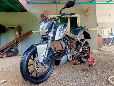 KTM 390 Duke