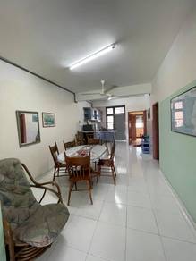 Condominium For Sale in Golden Showers ( Kondo Ruby )