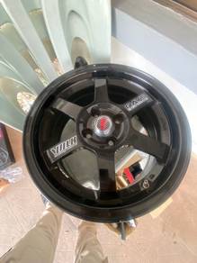 TE37 black