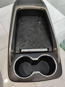 Toyota Alphard type gold AGH30 console box