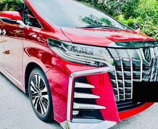 Toyota Alphard 2.5 SC in Damansara Heights, KUL