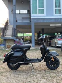 Vespa Super 150
