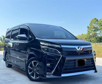 Toyota Voxy ZS KIRAMEKI II in Setia Tropika, JHR