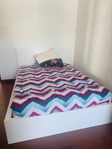 queen bed set for sale