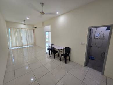 Condominium For Sale in Avenue Garden